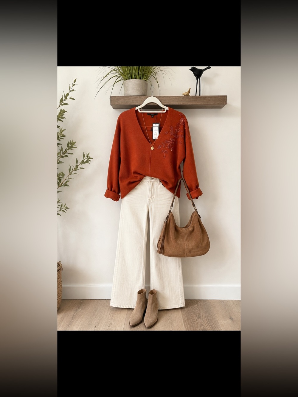 Maxsport long -Sleeve V-Neck Embellished Sweater - Rust beaded